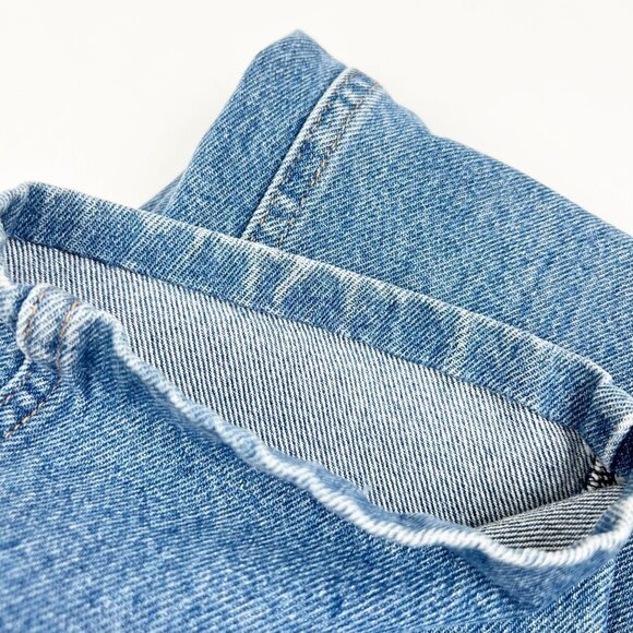 L. L. Bean Jeans Original Fit/Relaxed Rigid Denim. Medium Blue Wash. Size 12 - Picture 13 of 16